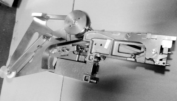 I-Pulse feeder F1 24mm LG4-M6A00-010