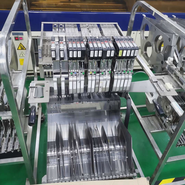 What factors affect the speed of the placement machine?
